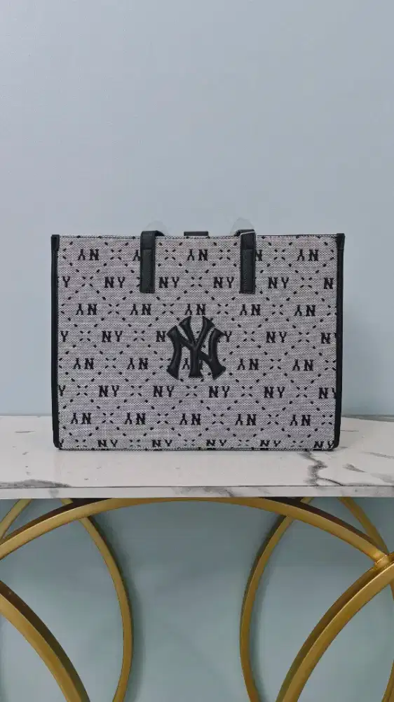 MLB NY Yankees Big Diamond Monogram Jacquard Large Tote Bag