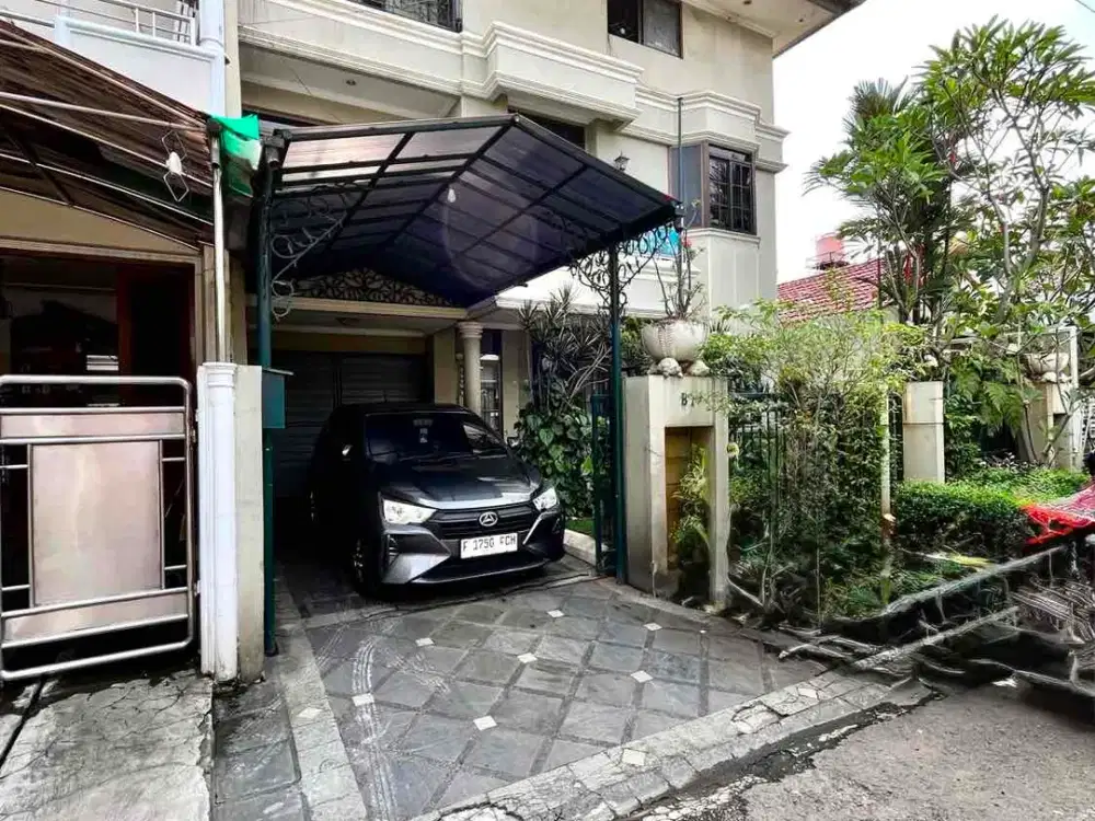 Dijual rumah cantik design modern siap huni dlm Komplek di Tanjung Barat