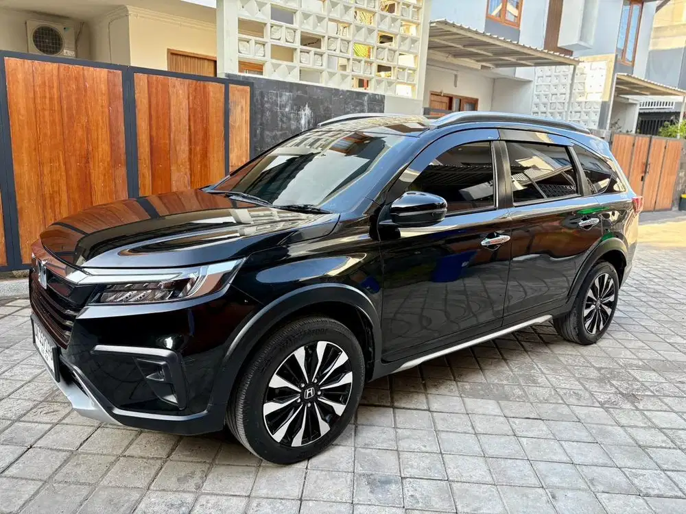 Honda Brv 2023 1.5 Prestige Bensin-AT, Black Pearl