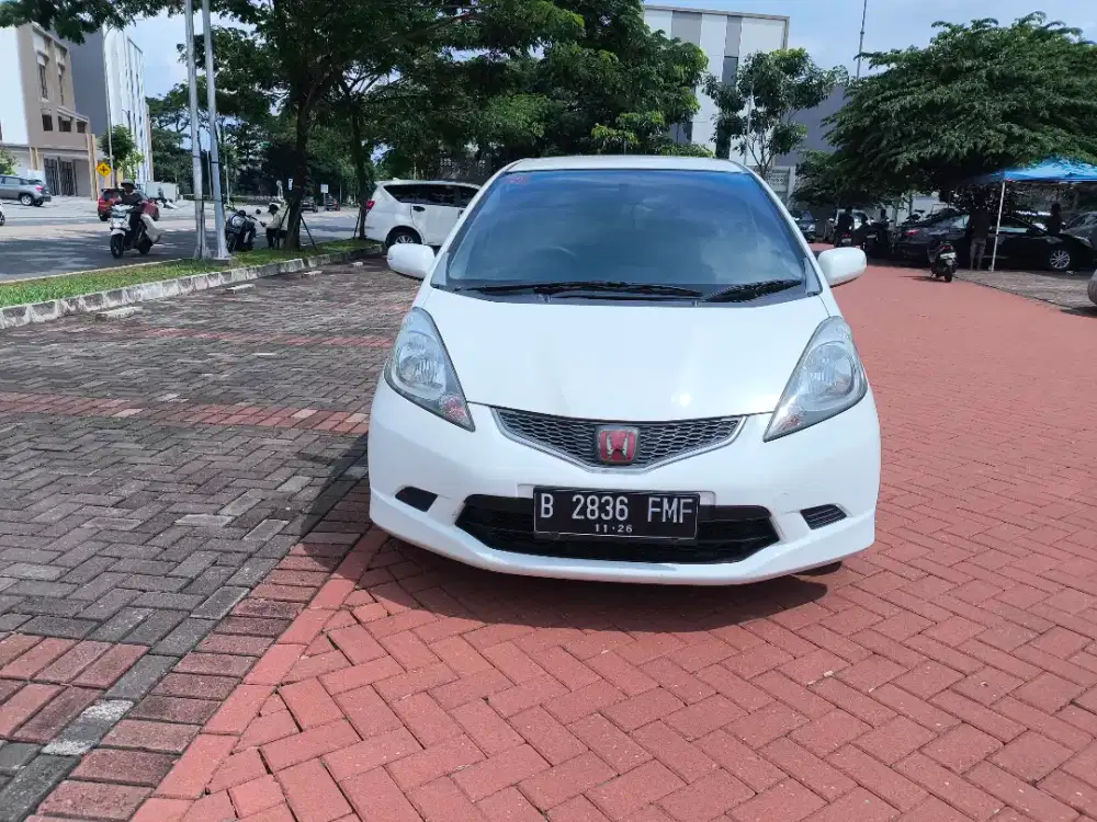 JAZZ RS GE8 1.5L AT 2010 TERAWAT