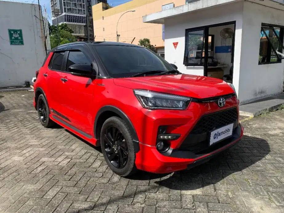 DP MURAH Toyota Raize 1.0 GR Sport Two Tone Bensin-AT 2022  C9VPA