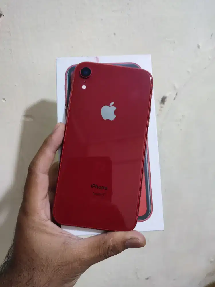 IPHONE XR 64GB LIKE NEW