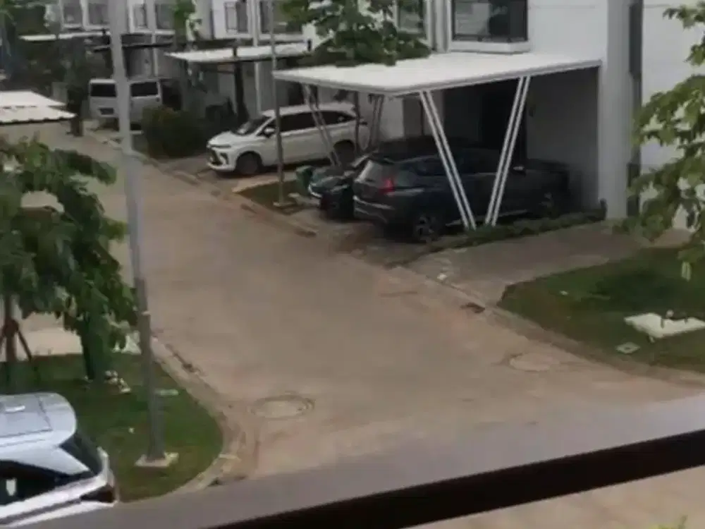 Dijual Rumah 2 Lantai Unfurnished Lokasi Strategis di Cendana Botanic, Karawaci