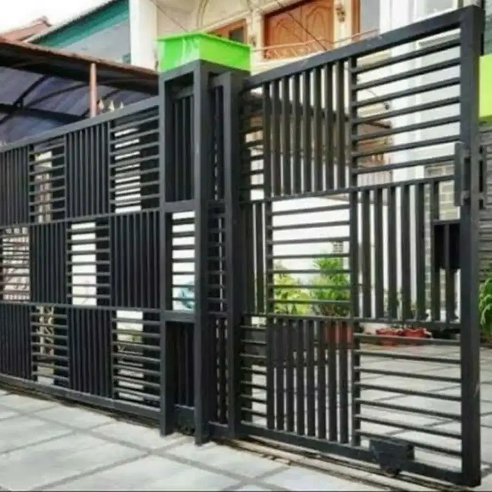 Pemasangan pagar minimalis bahan besi galvanis berbagai motif