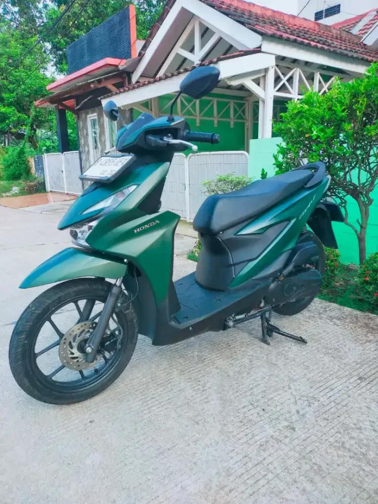 BEAT DELUXE KEYLESS LIKE NEW