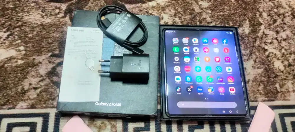 Samsung Galaxi Z fold 5