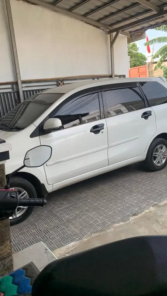Mobil xenia tahun 2013