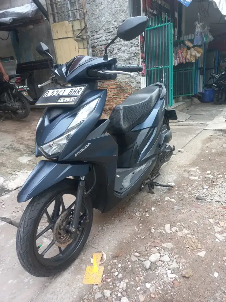 Honda Beat Deluxe ECO CBS iSS 2023 istimewa Gress