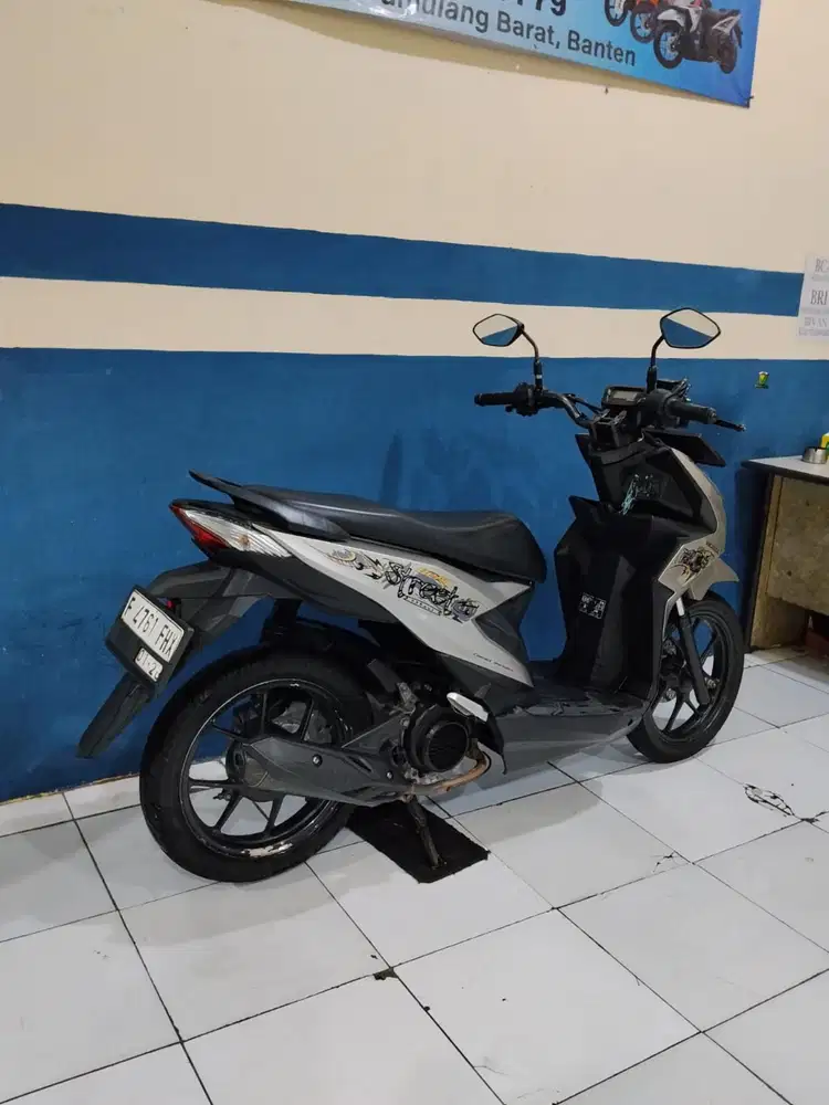 jual honda beat street 2023 [ super mulus ]