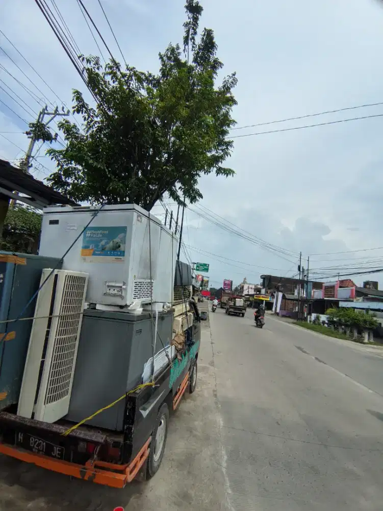 Menerima Elektronik bekas rusak