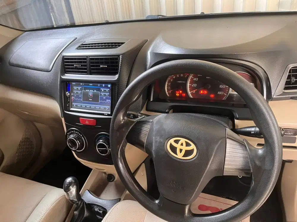 Toyota Avanza 2013 Bensin