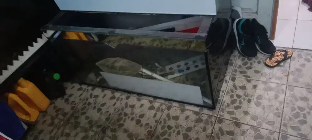 Jual Aquarium plus pompa