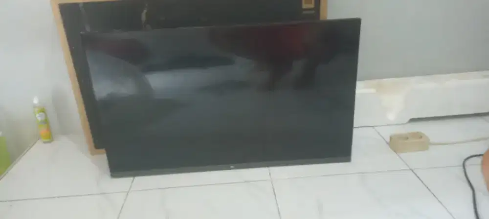tv mi android 32in rusak