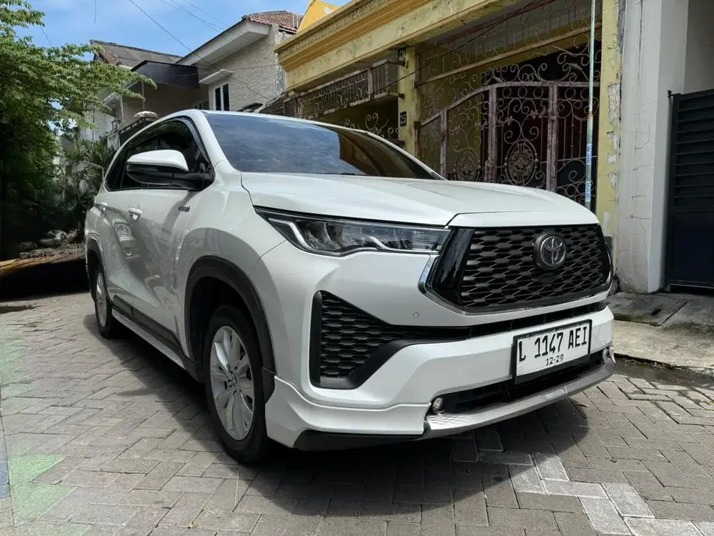 TOYOTA INNOVA ZENIX 2.0 V HYBRID MODELLISTA RSE 2024