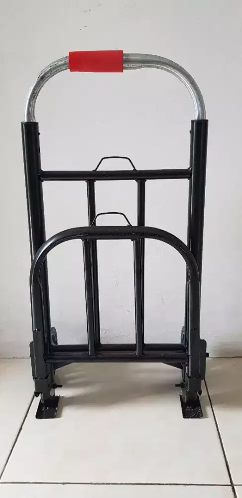 Troli besi lipat bisa 120 kg