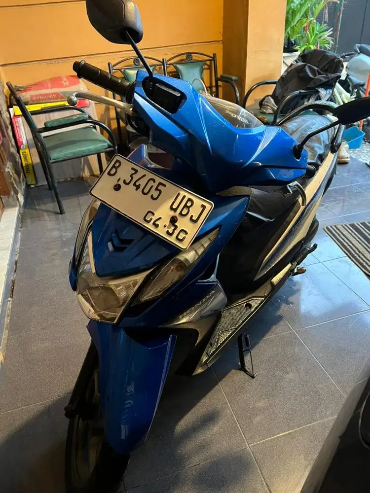 Dijual honda beat 2013