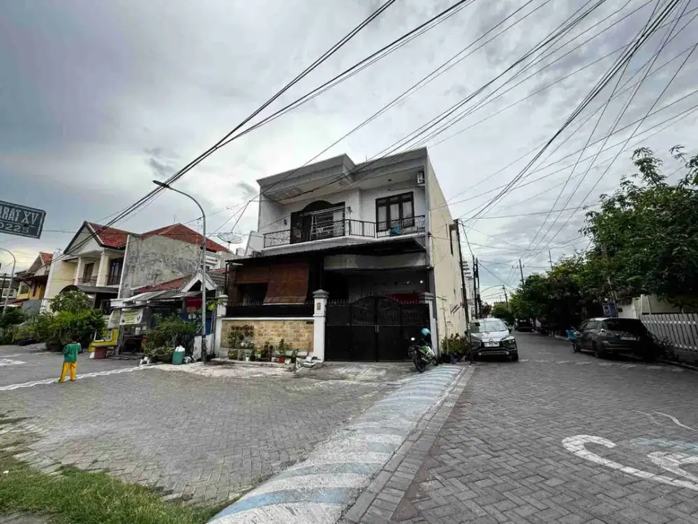 Dijual Rumah hook Dukuh kupang Barat.