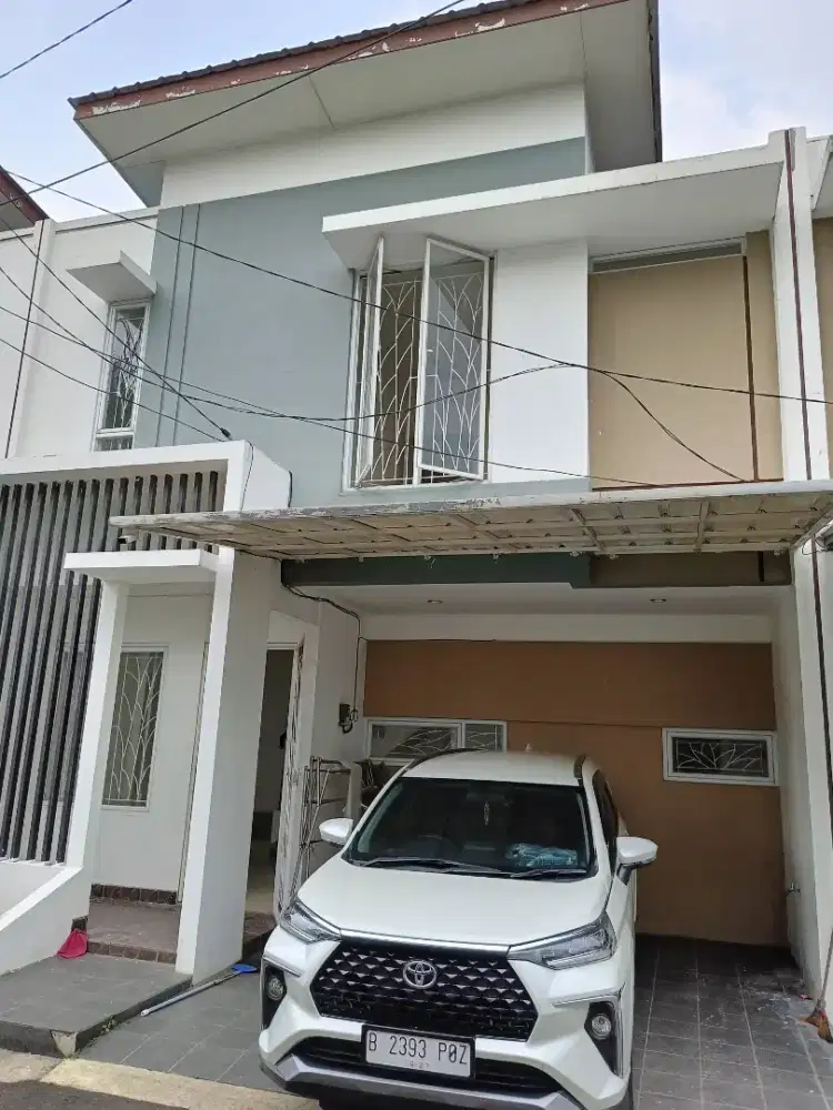 Rumah milenial samping tiptop ciputat