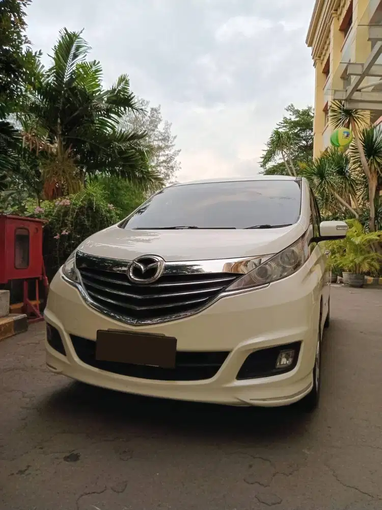 Mazda Biante Skyactiv 2017
