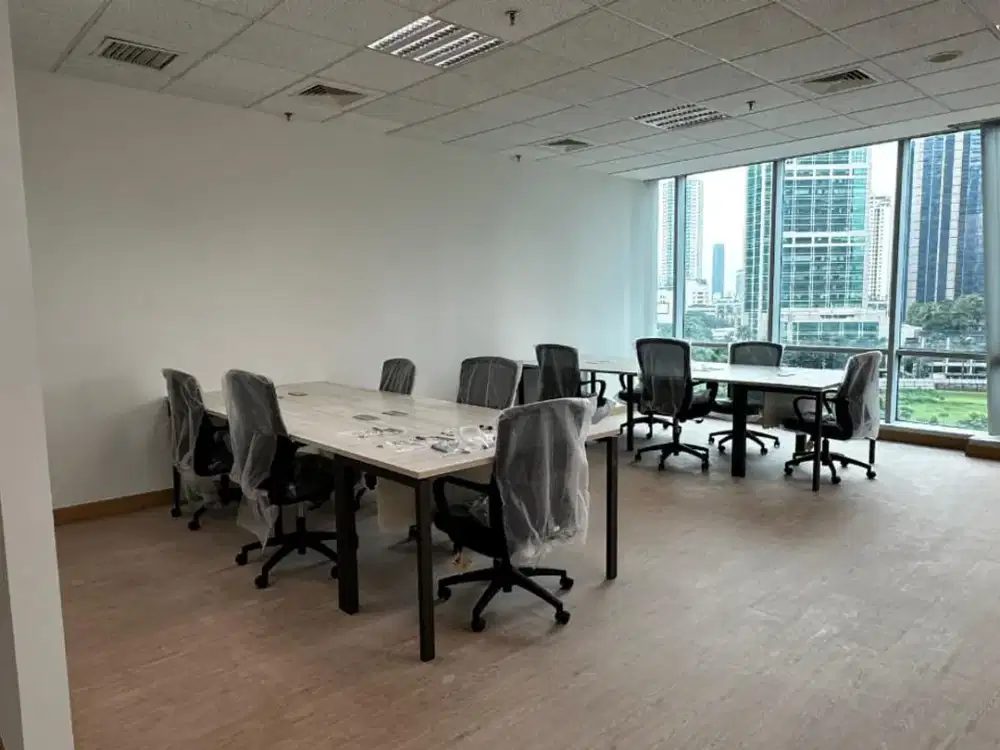 Sewa Kantor Siap Huni 123 m2 di Menara Sun Life Mega Kuningan, Free Furniture