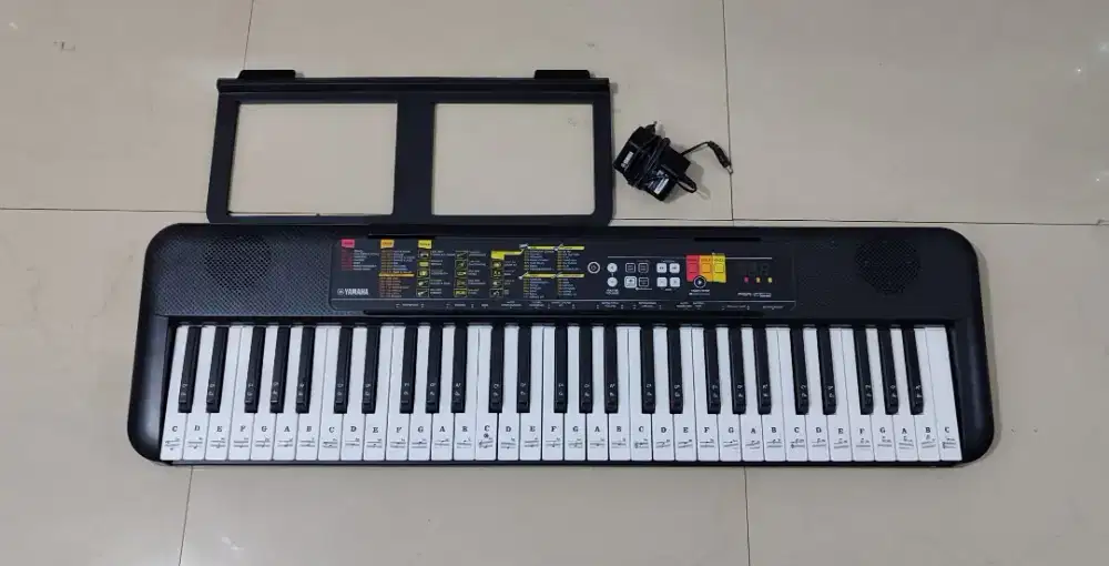 Yamaha PSR F52 bekas