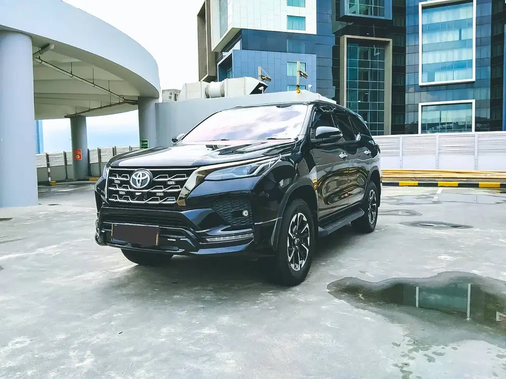 Barang Antik Toyota Fortuner 2.8 GR A/T 2022