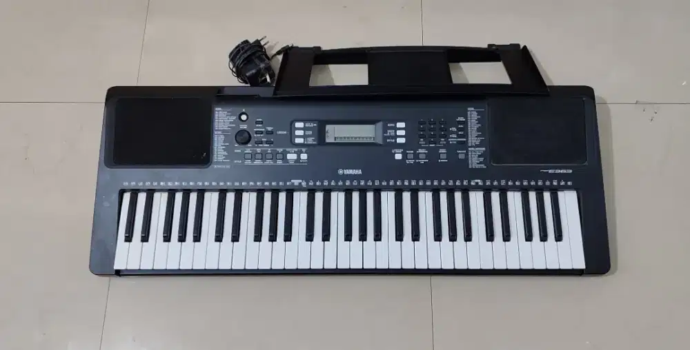 Yamaha PSR E363 bekas normal