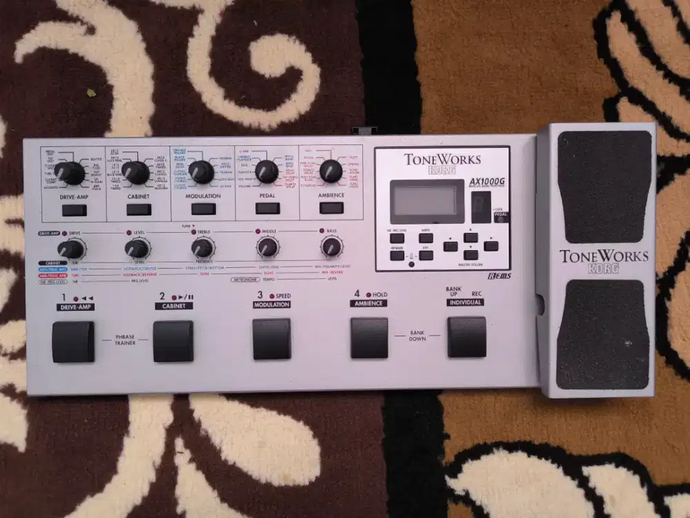 Efek korg ax 1000