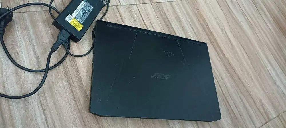 Acer Nitro AN515-57-52BQ matot