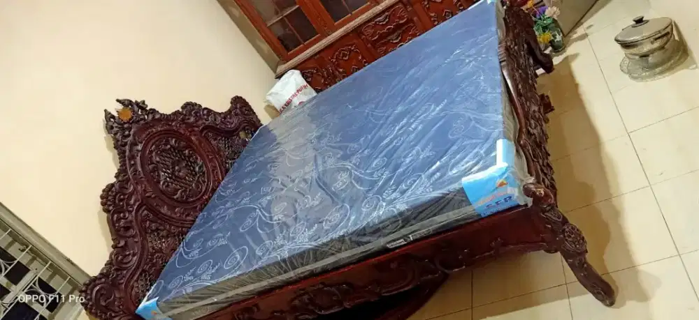 DIJUAL DIPAN KASUR KAYU JATI