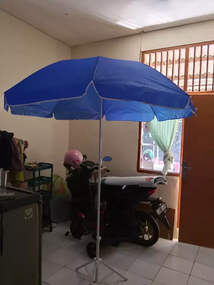 Di jual payung+kaki payung