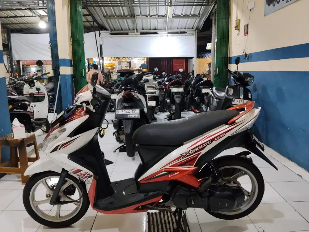 [jual] yamaha xeon karbu 2012 siap pakai super mulus gres