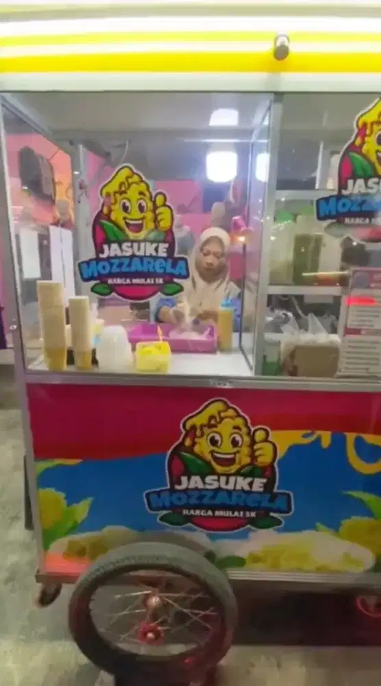 Dibutuhkan karyawati