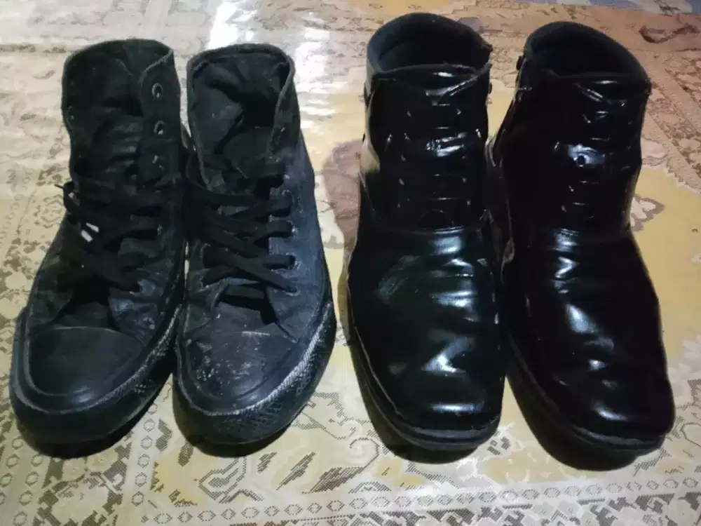 Jual Sepatu Keduannya Boots Pria Uk 42 & Converse Allstar uk 39