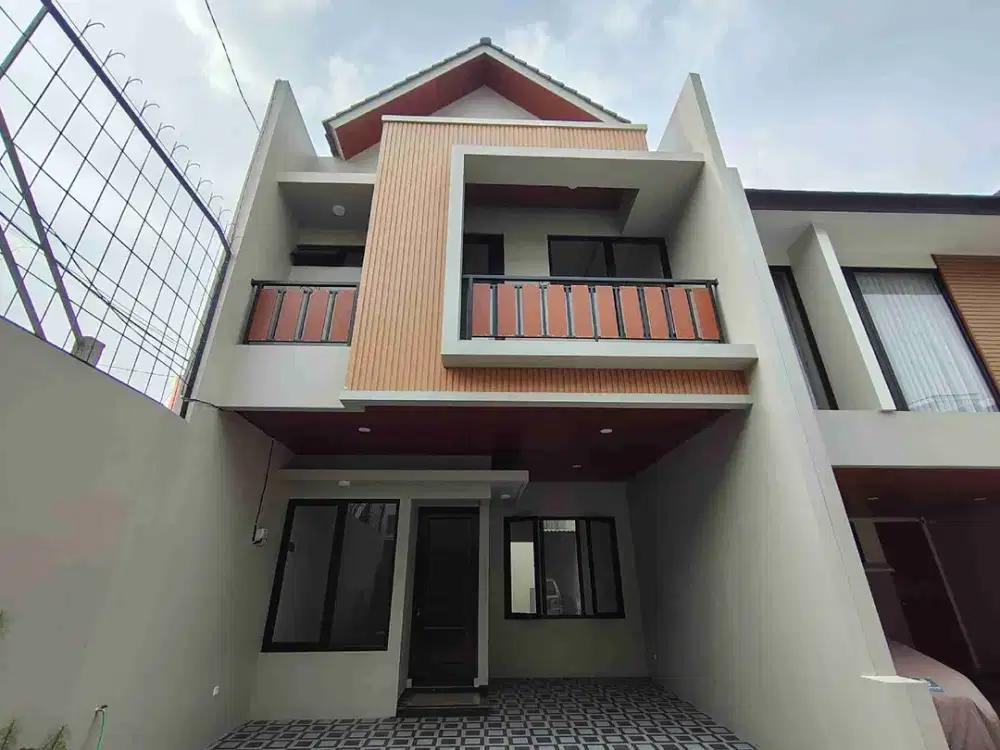 di jual rumah mewah lokasi strategis di jagakarsa