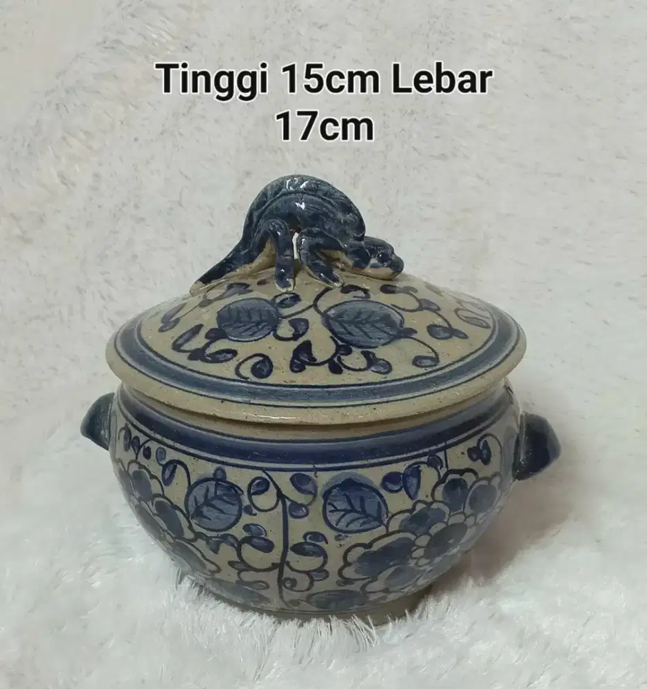 Guci Gamcing Ginger Jar Biru Putih Kuno Antik