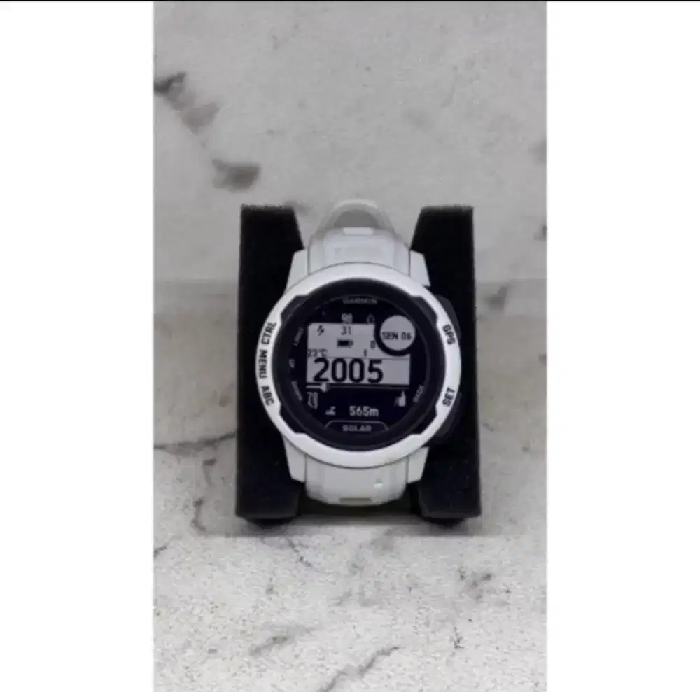 Jam tangan Garmin Instinct 2S Solar