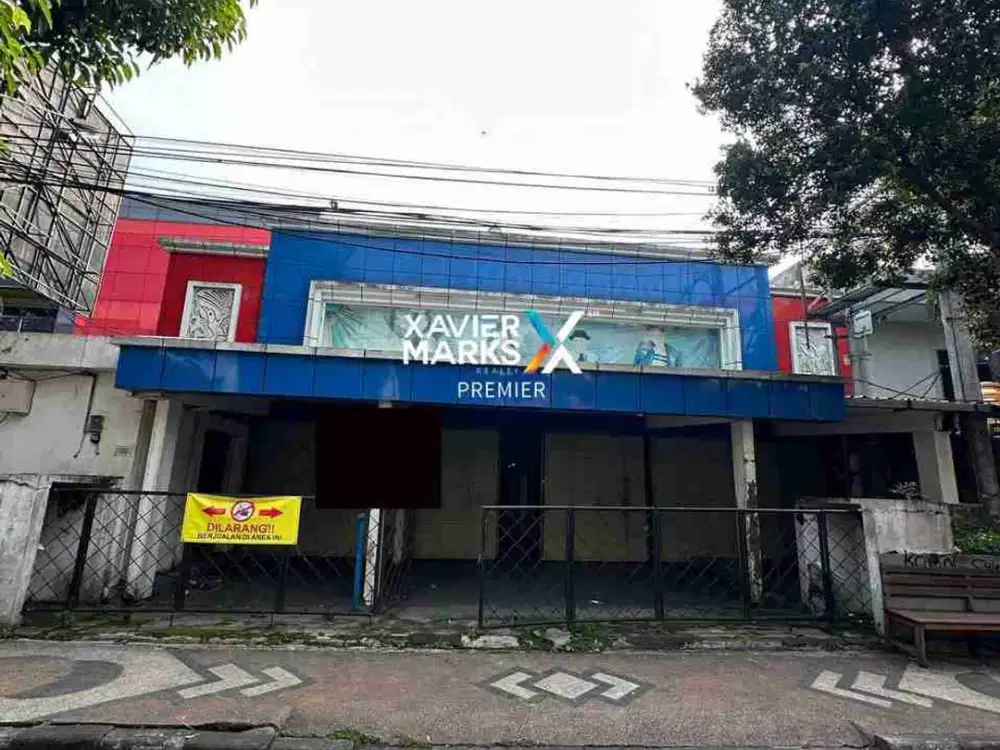 Disewakan Bangunan 3Lantai Prime Location Di Alun-Alun Malang