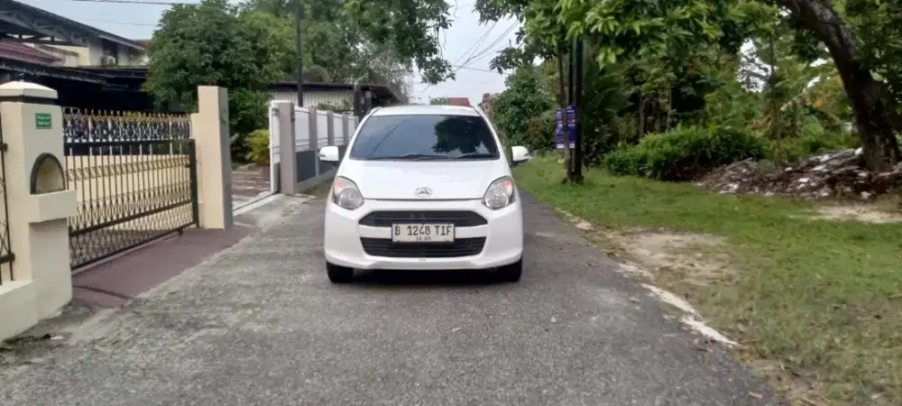 Daihatsu Ayla D Manual 2014