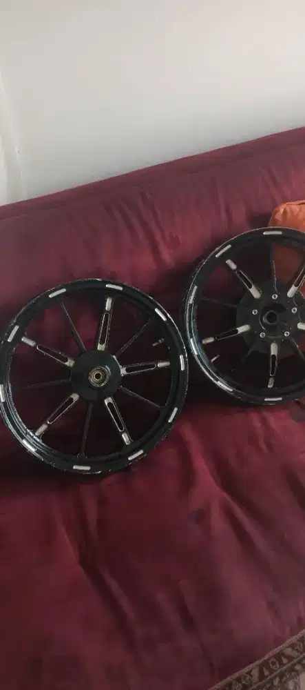 Vnd premium p10 r14 no box