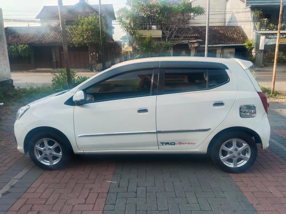 Daihatsu Ayla 2015 Bensin