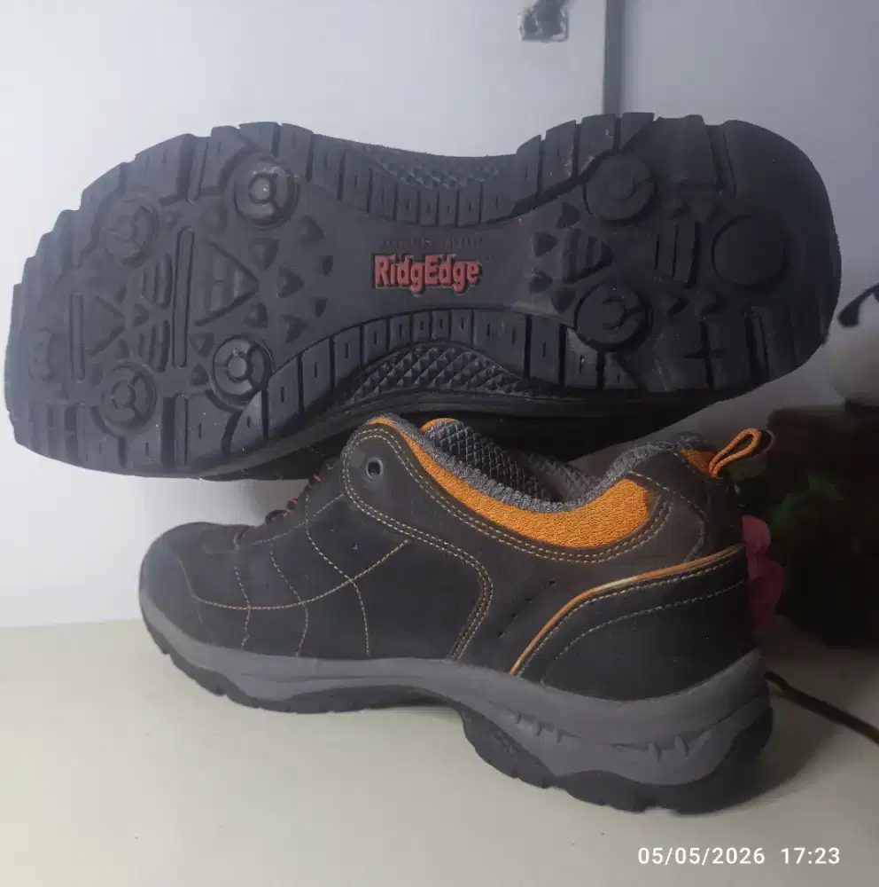 Sepatu hiking outdoor Campline
