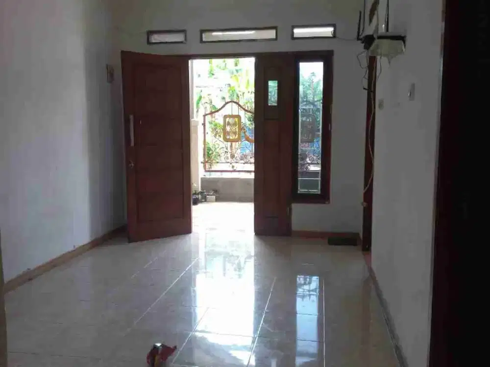 dijual rumah siap huni di taman harapan Baru bekasi
