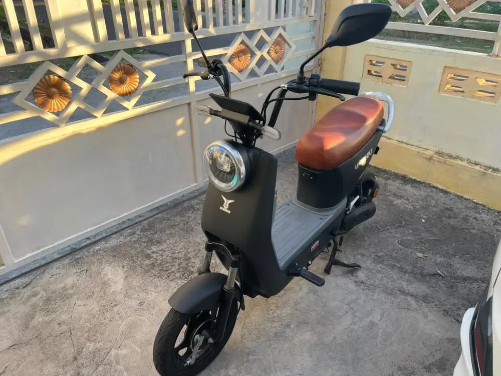 Sepeda Listrik Second Uwinfly DF8