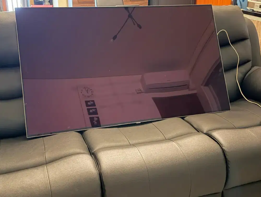 TV LG OLED 55 inch, super mulus dan sangat terawat