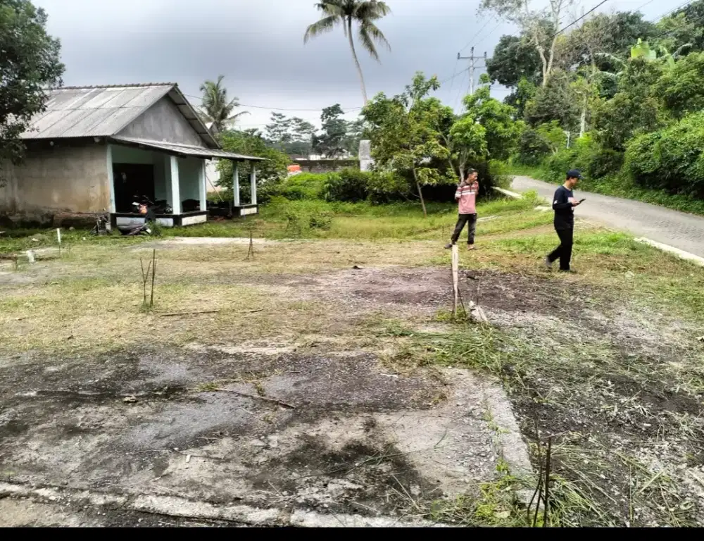 Dijual tanah siap bangun toko dan kos