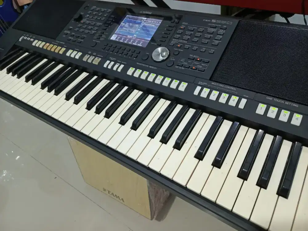 Yamaha Psr. S950