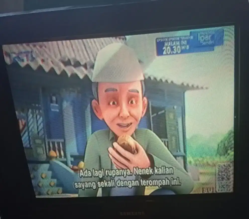 Di jual tivi Samsung dua satu inc layar bening,smua normal