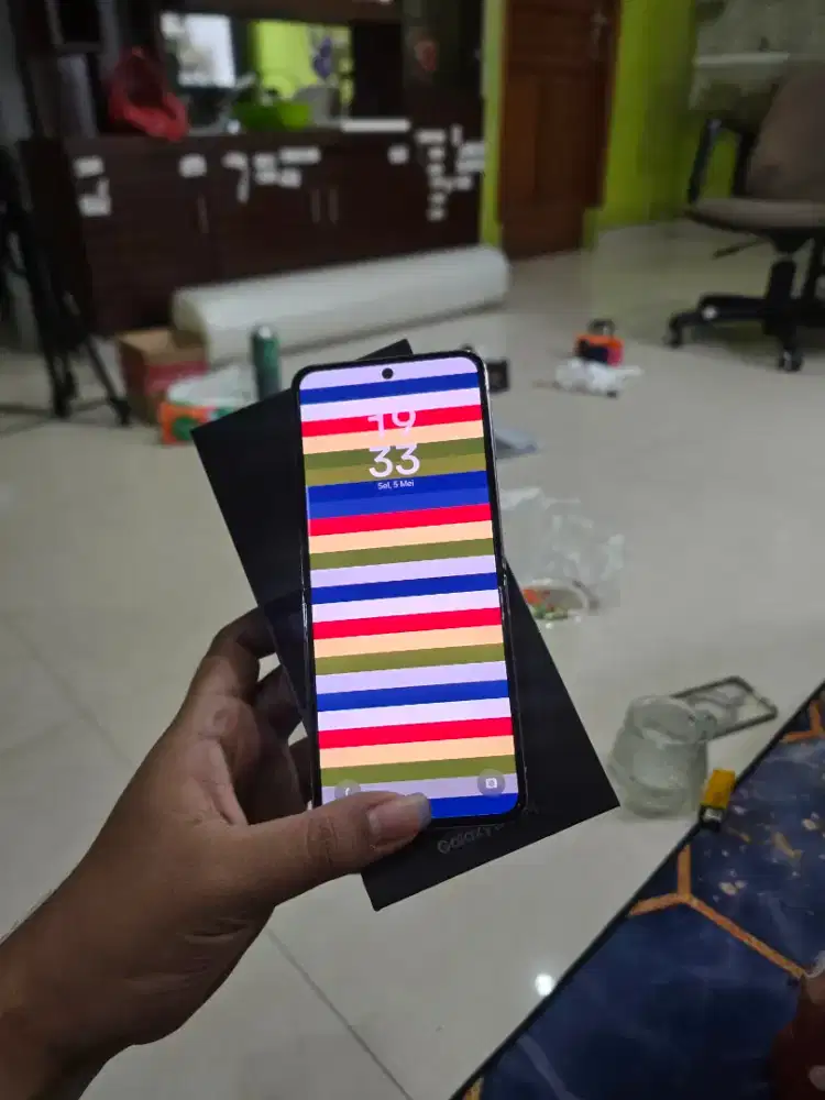 Samsung z flip 4 5G  8/256