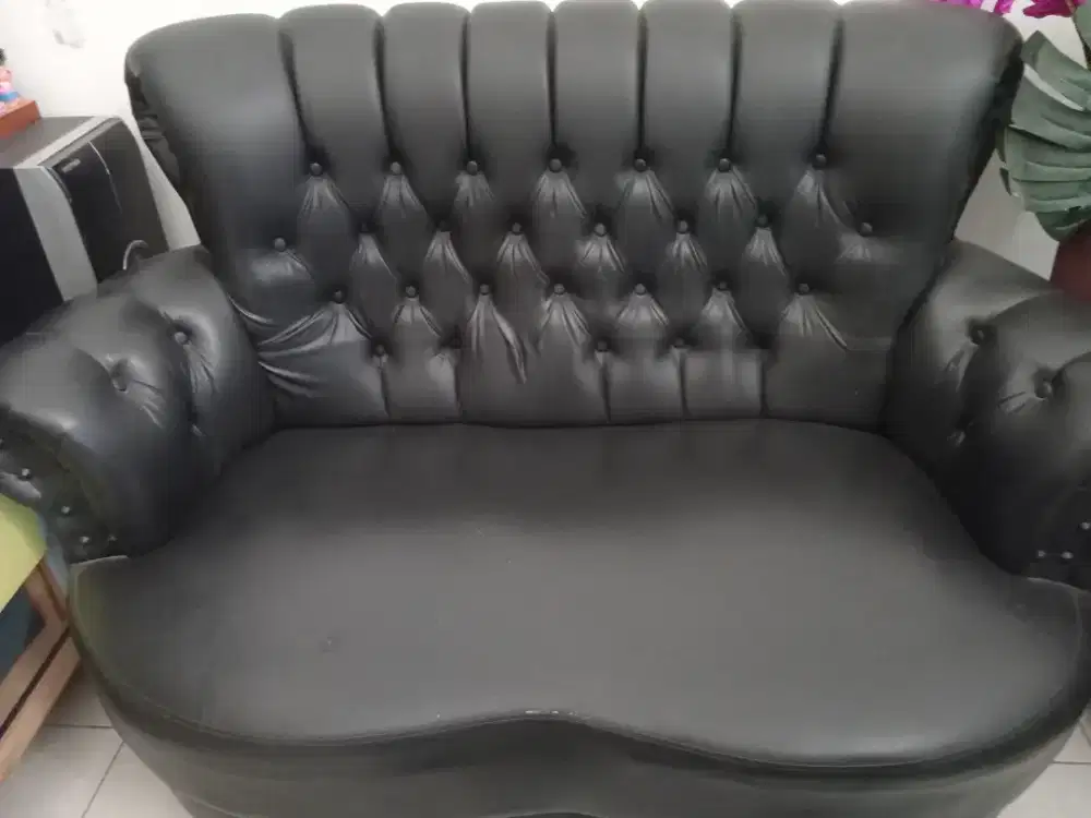 Sofa ruang tamu
